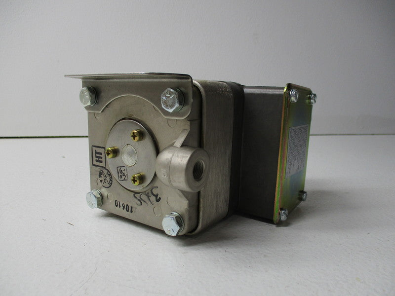 BARKSDALE DPD2T-A150SS NSMP
