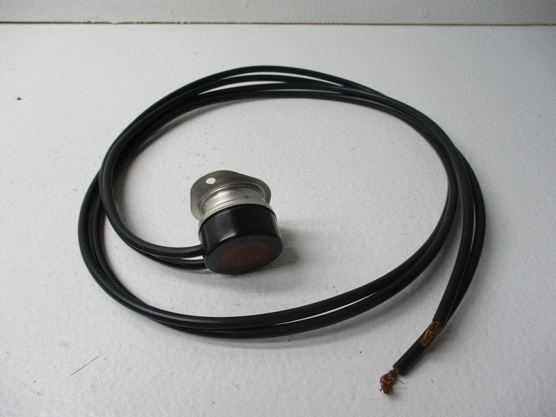 CHROMALOX 300-027676-001  NSNP
