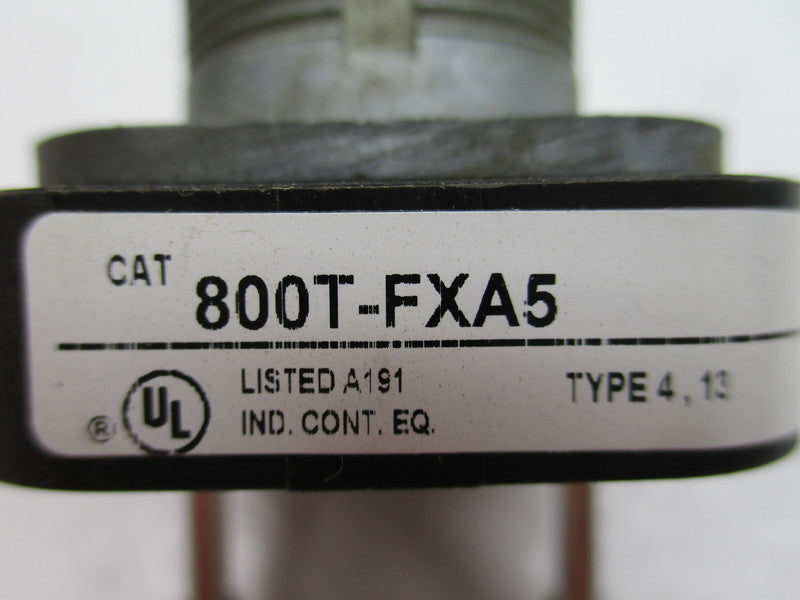 ALLEN BRADLEY 800T-FXA5 SER. T (AS PICTURED)  UNMP