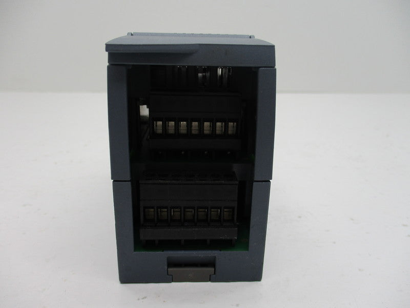 SIEMENS 6ES7222-1BH32-0XB0  NSNP