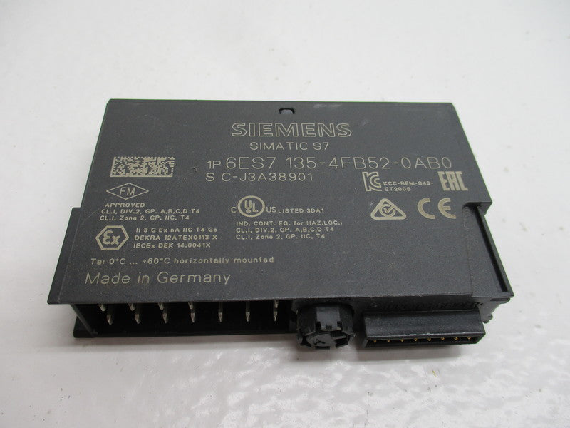 SIEMENS 6ES7135-4FB52-0AB0  UNMP