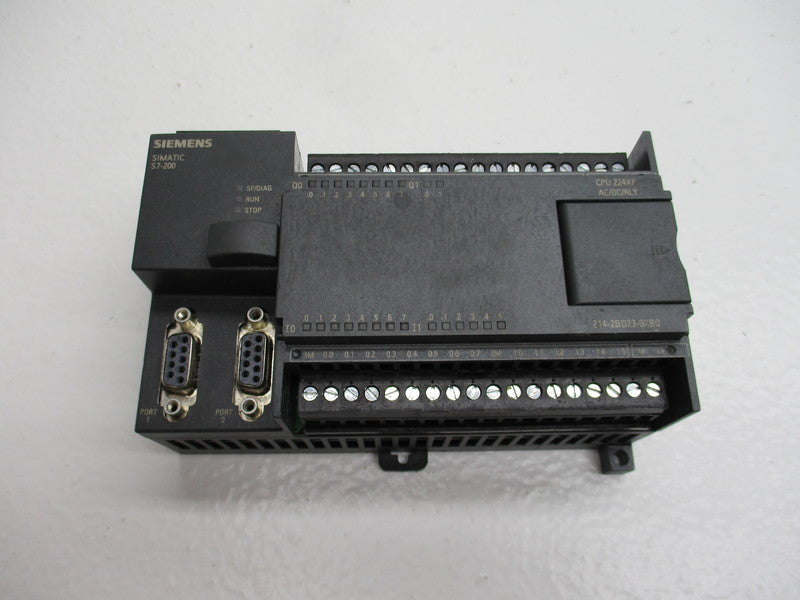 SIEMENS 6ES7223-1BL32-0XB0 * NEW NO BOX *