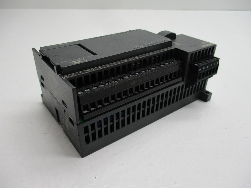 SIEMENS 6ES7223-1BL32-0XB0 * NEW NO BOX *