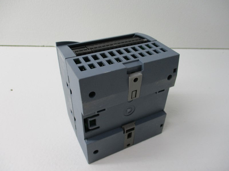 SIEMENS 6ES7211-1AE40-0XB0 PLC MODULE *NEW NO BOX*