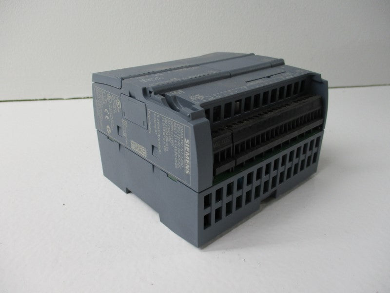 SIEMENS 6ES7214-1AE30-0XB0 (AS PICTURED)  NSNP