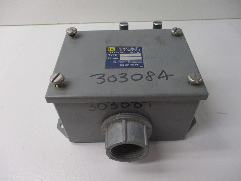 SQUARE D 9007-CB300S1-Y140 SER. A  UNMP