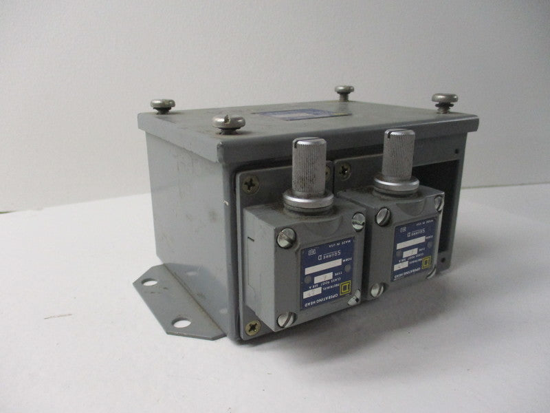 SQUARE D 9007-CB300S1-Y140 SER. A  UNMP