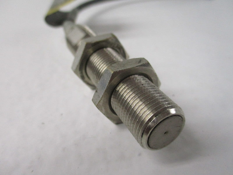 OMRON E2E2-X2Y1-US  UNMP