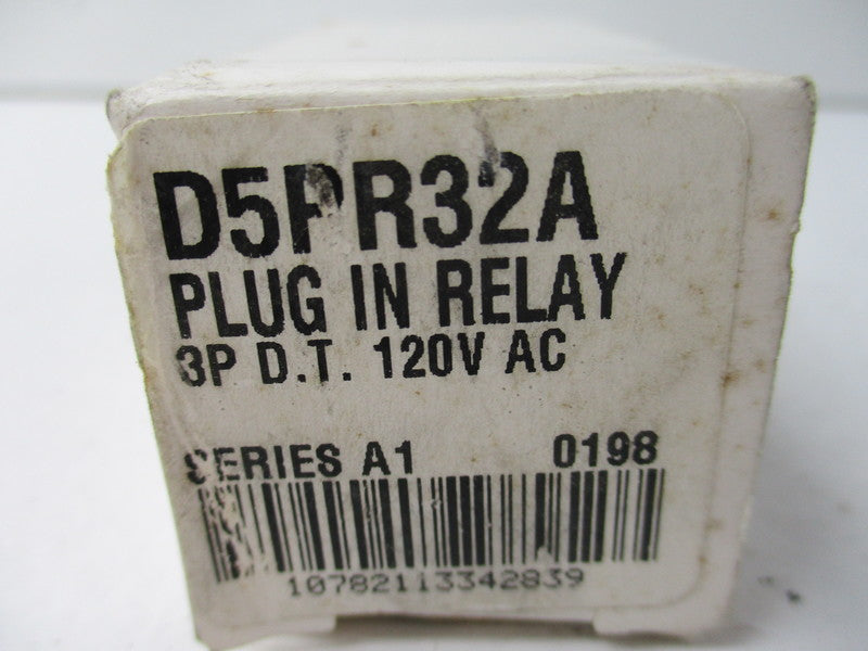 CUTLER HAMMER D5PR32A SER. A1 10A 120V NSMP