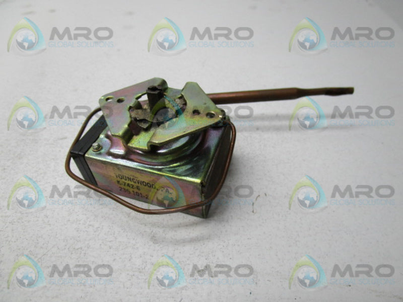 ROBERTSHAW 235-101-2 ELECTRIC THERMOSTAT  UNMP