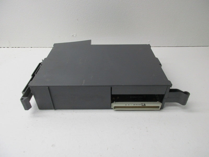 GIDDINGS & LEWIS PIC900 502-03732-02R1  UNMP