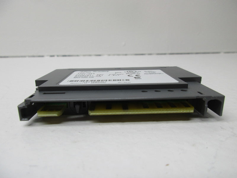 ALLEN BRADLEY 1734-IB8 DIGITAL I/O MODULE SER. C NSMP