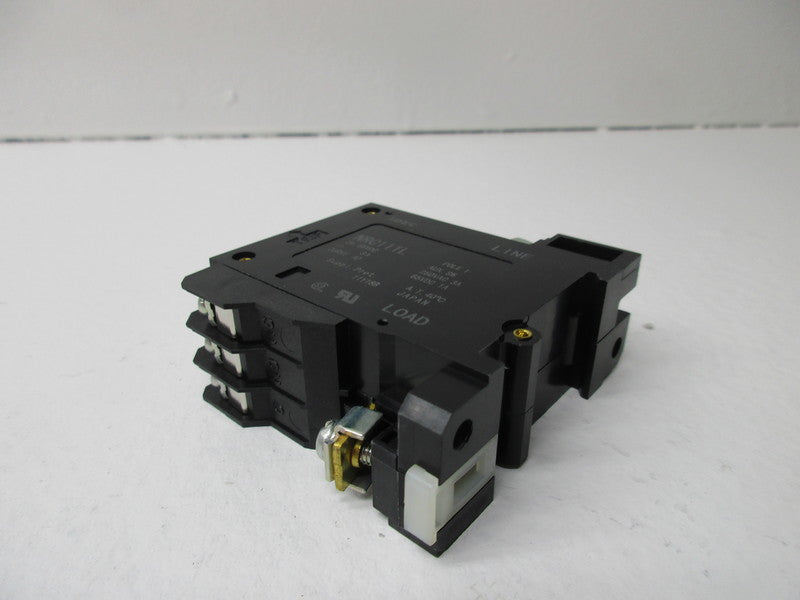 IDEC NRC111L-3AAD 250VAC 3A NSMP