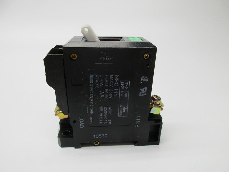 IDEC NRC111L-5AAA CIRCUIT PROTECTOR 5A 250V  NSNP