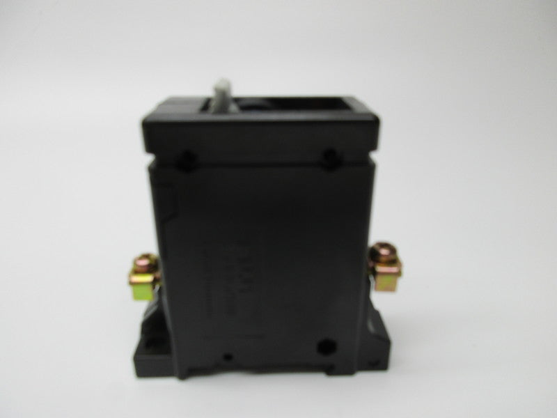 FUJI ELECTRIC CP31-3A CIRCUIT PROTECTOR 3A 250VAC  NSNP