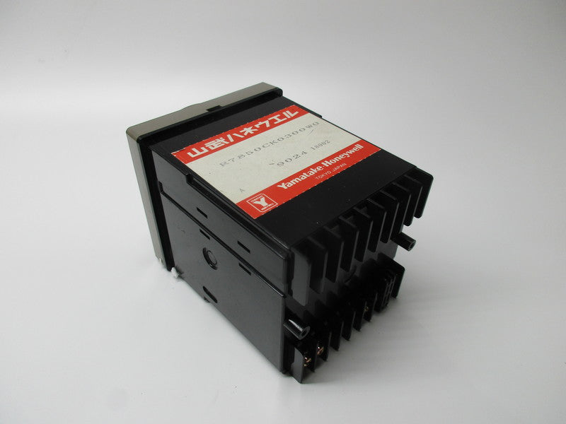 YAMATAKE HONEYWELL R7850CK0300W0 NSMP