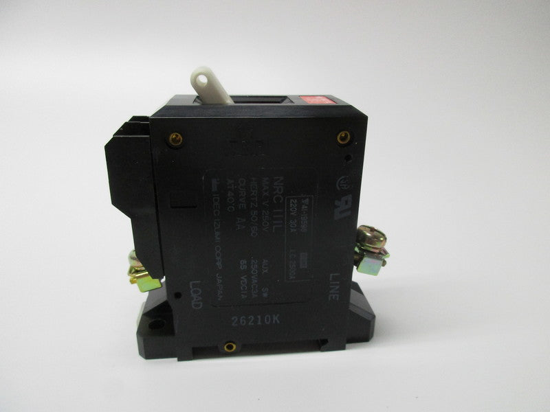 IDEC NRC111L-30AAA CIRCUIT PROTECTOR 30A 250V MAX  NSNP