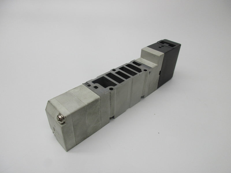 SMC VQ4400-5  UNMP