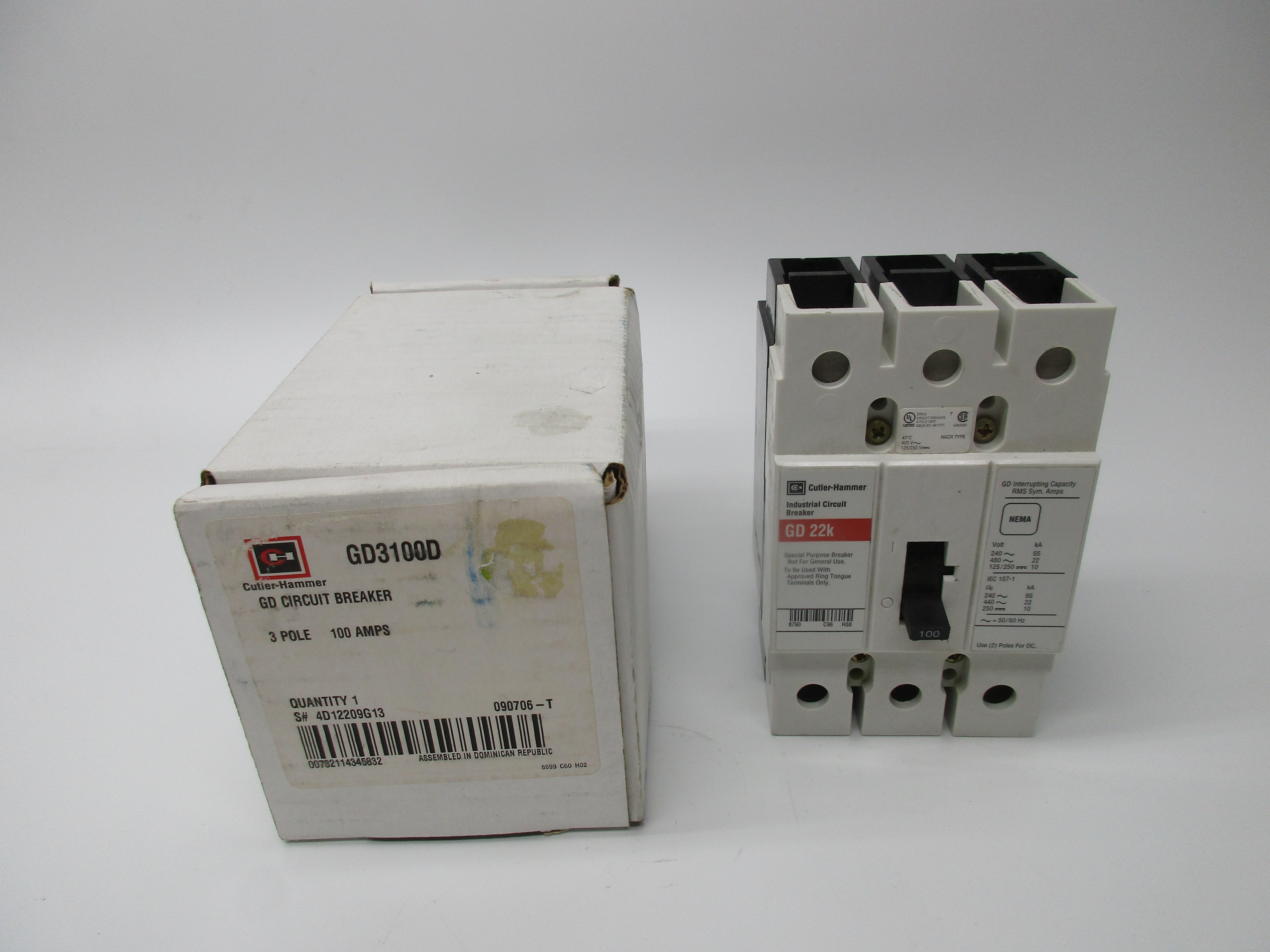 CUTLER HAMMER GD3100D GD22K CIRCUIT BREAKER 100A NSMP