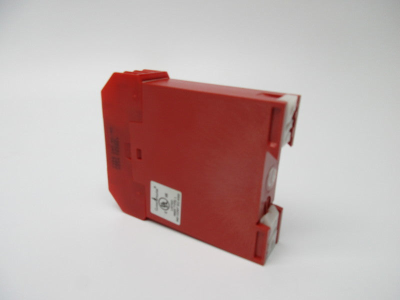GUARDMASTER MSR5T SAFETY RELAY 24V NSNP