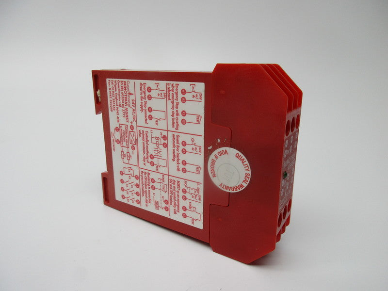 GUARDMASTER MSR5T SAFETY RELAY 24V NSNP