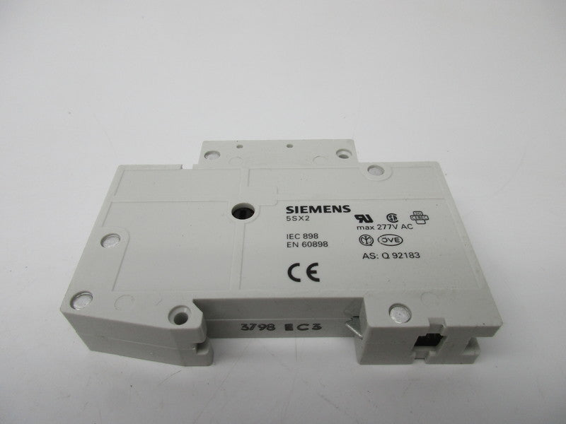 SIEMENS 5SX21C3 3A 277VAC NSNP