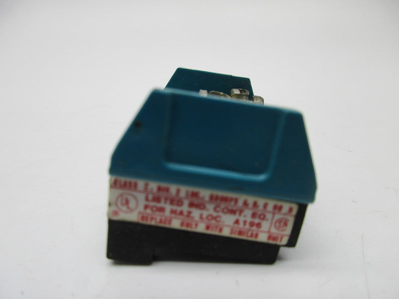 ALLEN BRADLEY 800T-XAR SER. A UNMP