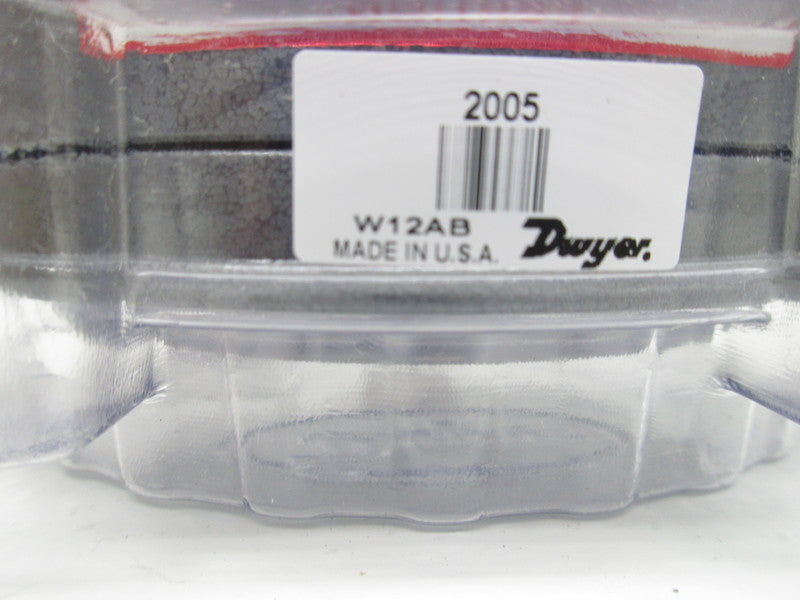 DWYER 2005 0-5" WC * NEW IN ORIGINAL PACKAGE *