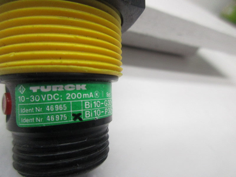 TURCK BI10-P30-AP6X-B2141 PROXIMITY SENSOR * NEW NO BOX