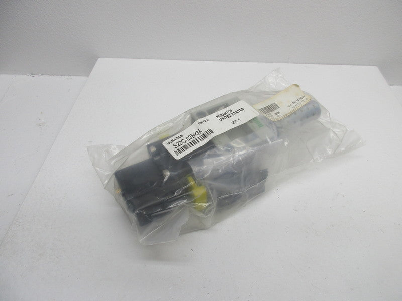NUMATICS S22C-03BKM VALVE * NEW IN FACTORY BAG *