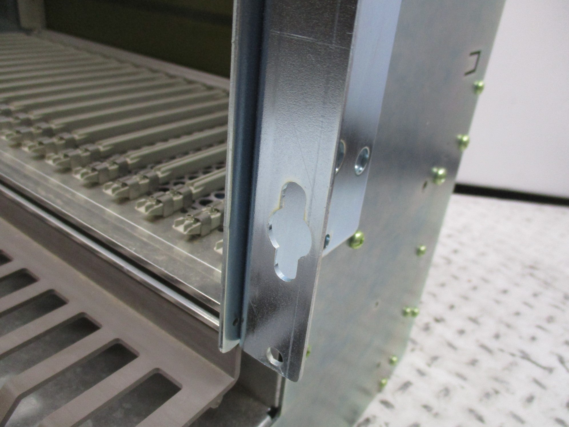 SIEMENS 6ES5183-3UA13 NSNP