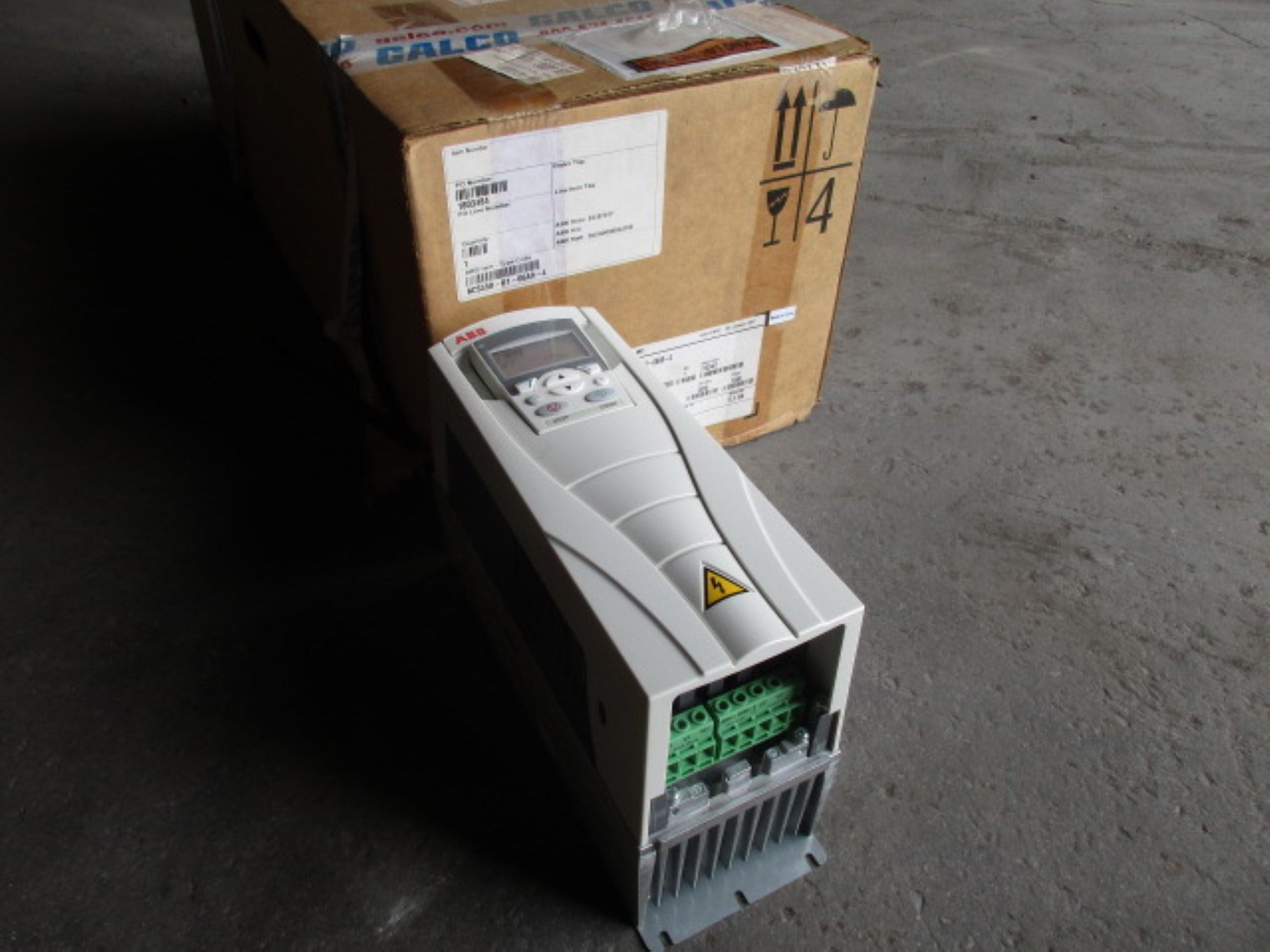 ABB ACS550-U1-06A9-4 NSMP