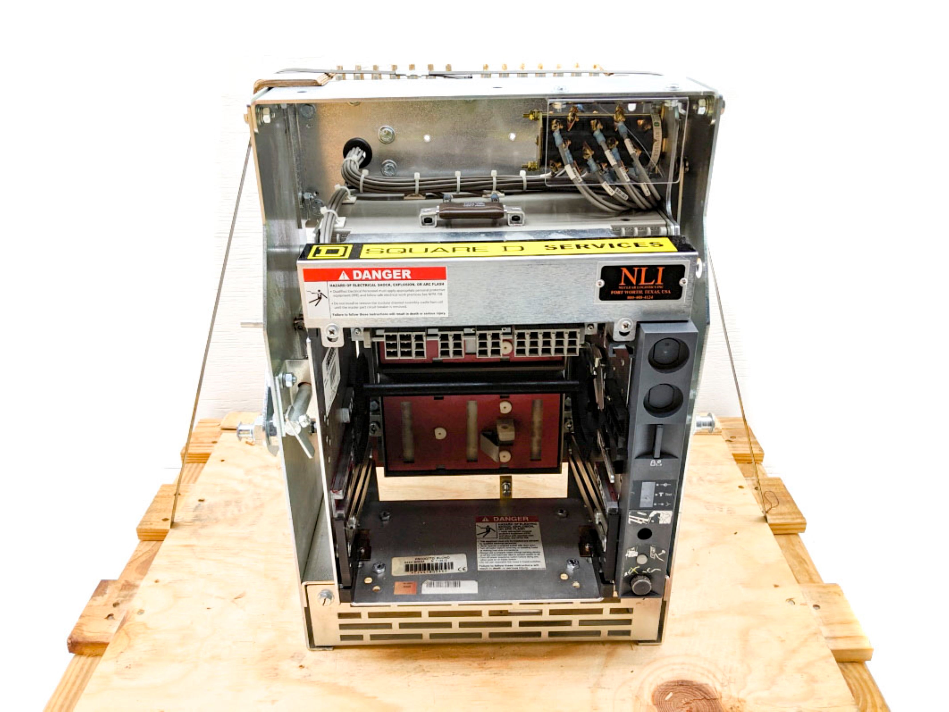 SQUARE D MASTERPACT CTAAVV3AXAXBXDXFXXNW REMAN
