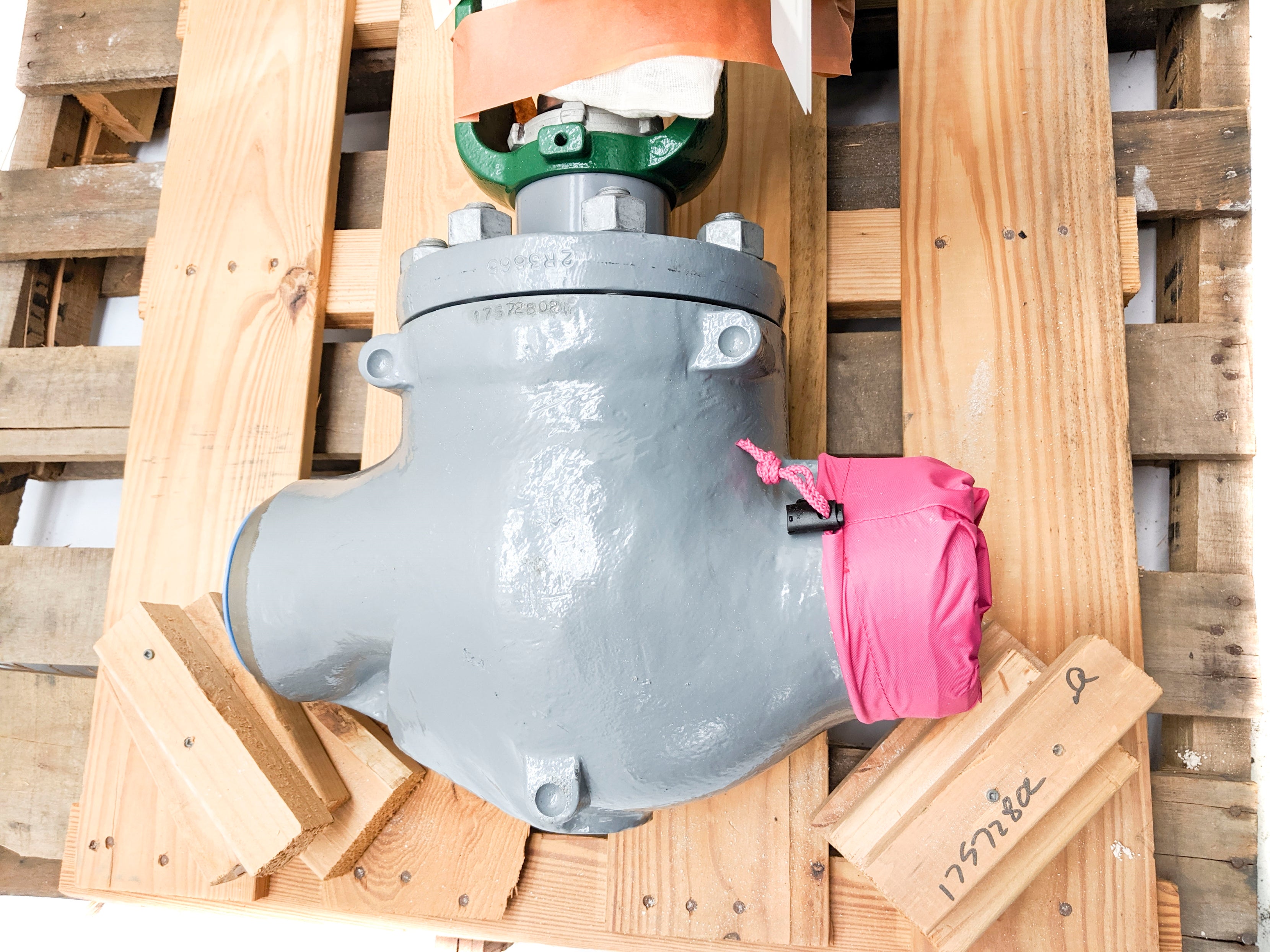 FISHER CONTROLS 657 ET SIZE 4 3/8 60PSI NSNP