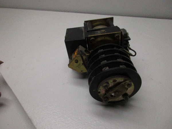ELECTROSWITCH 7823DD LOCKOUT RELAY  UNMP