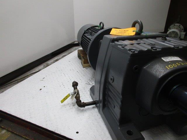 SEW R107AM160DV160M4BM15HR UNMP