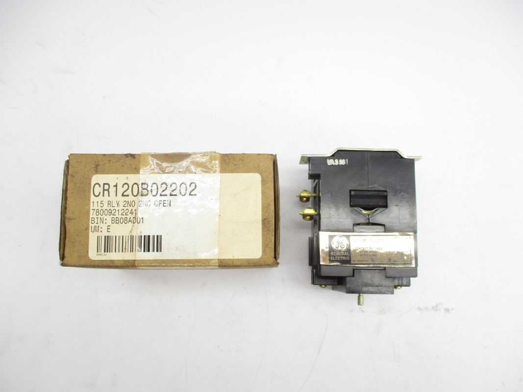 GENERAL ELECTRIC CR120B08002 SER. A 110/120V NSNP