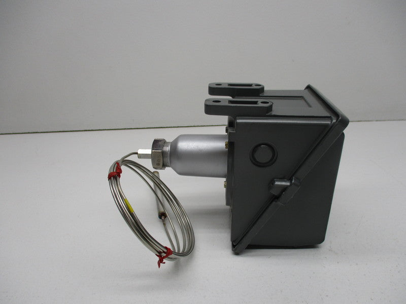 UNITED ELECTRIC F402-8BS 480VAC 15A NSNP