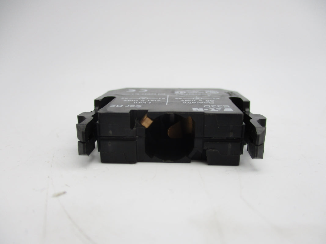EATON E22D SER. B2 250V (NO BULB) NSNP