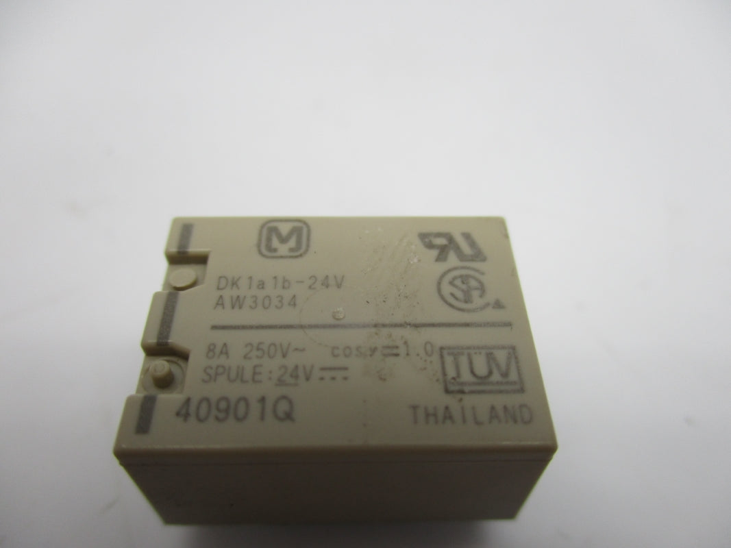 MATSUSHITA DK1A1B-24V 24V 8A NSNP
