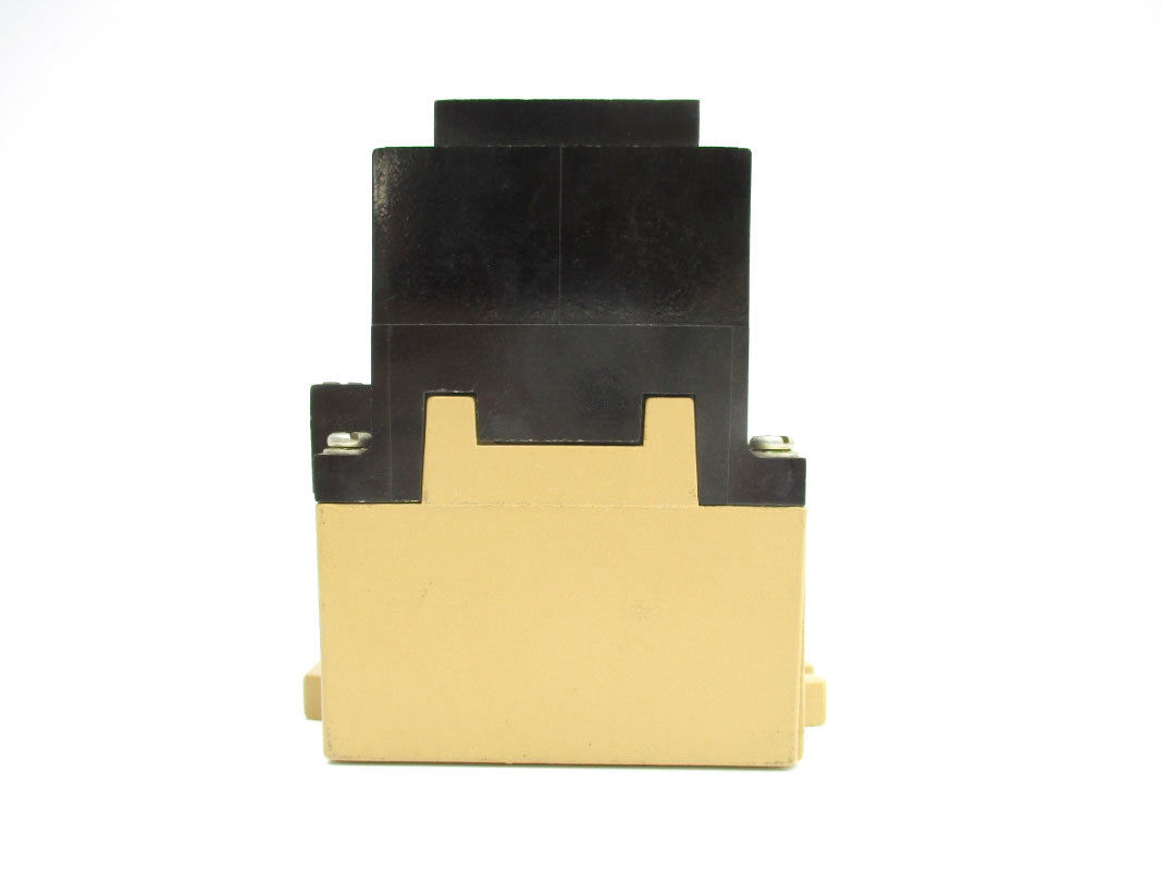 ALLEN BRADLEY 700-P400B11 SER. B 110/115-120V 10A NSNP