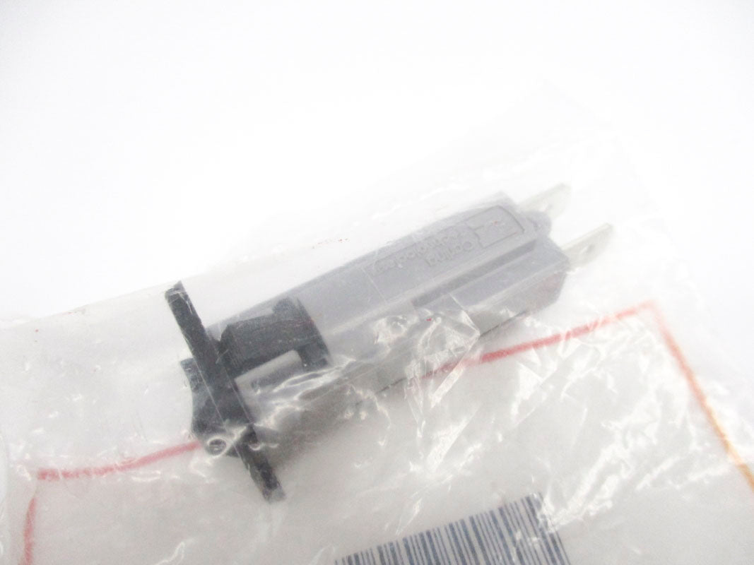 CARLING TECHNOLOGIES CTB-B-B-05-XG 4VA66 5A NSMP