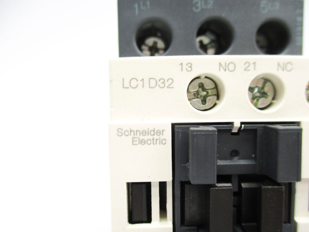 SCHNEIDER ELECTRIC LC1D32B7 24V (AS PICTURED) NSNP
