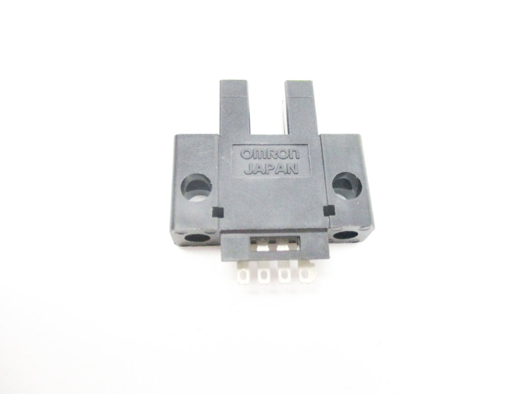 OMRON EE-SX670 NSNP