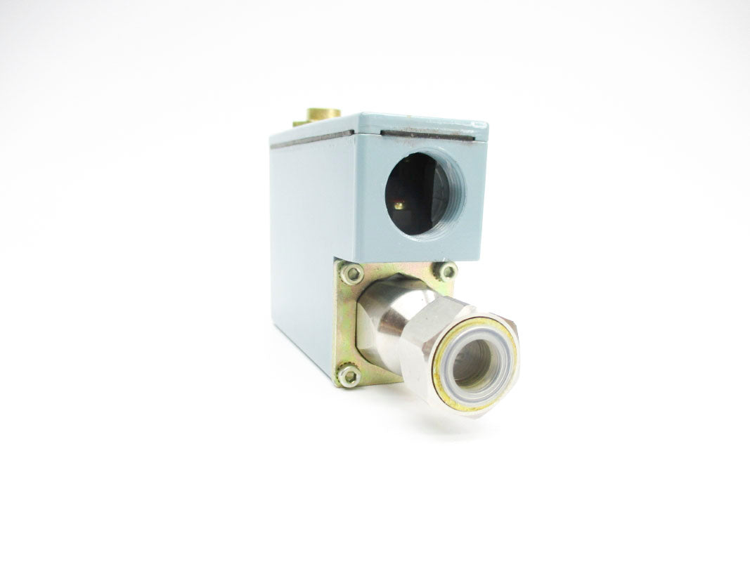 TELEMECANIQUE XMJ-A5007 725-7250PSI NSNP