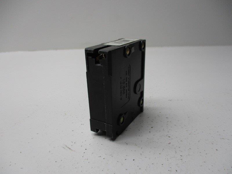 EATON BR120 CIRCUIT BREAKER *NEW NO BOX*