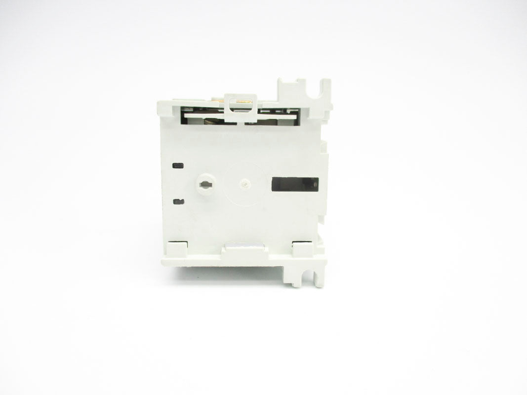 ALLEN BRADLEY 700-M310A1S SER. A 110/120V 16A (BR/WH) NSMP