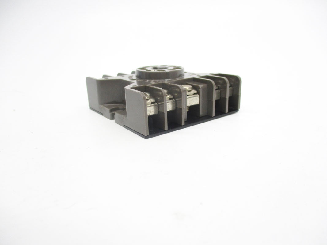 IDEC SL-611 300V 10A NSNP