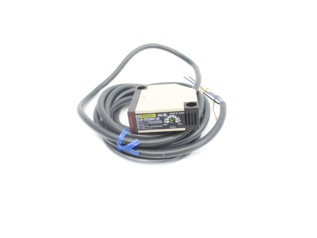 OMRON E3JK-DS30M1-US 24-240VAC 3A NSNP