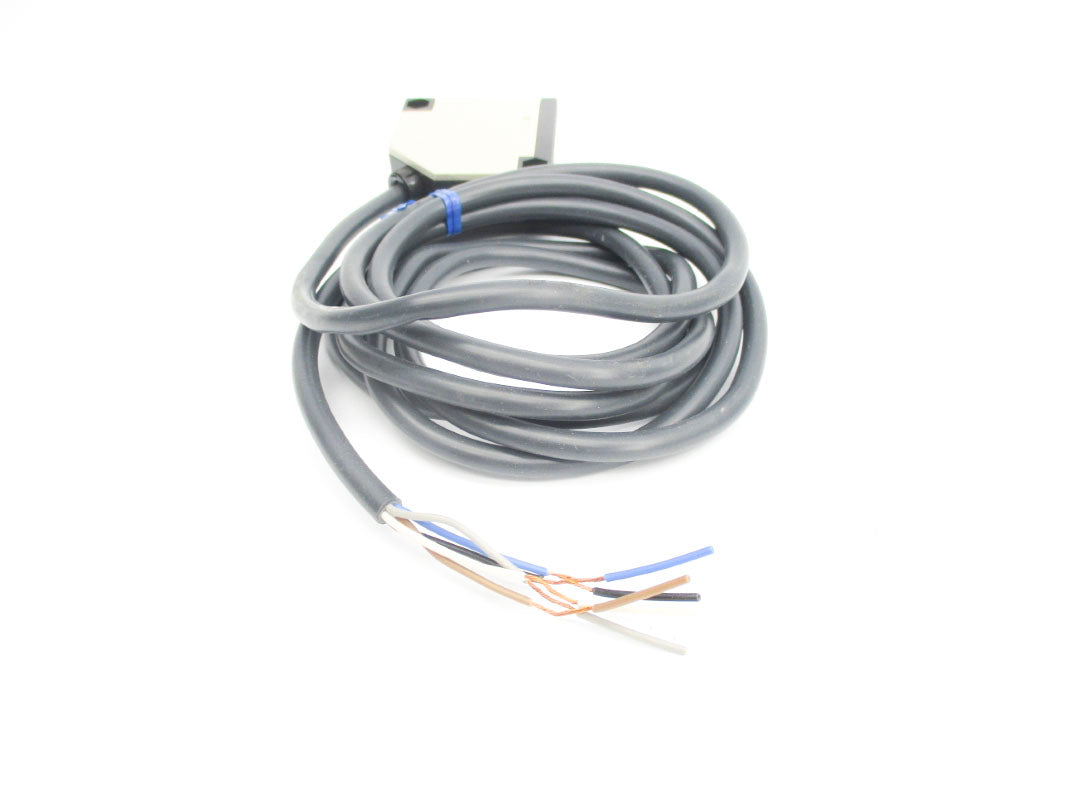 OMRON E3JK-DS30M1-US 24-240VAC 3A NSNP